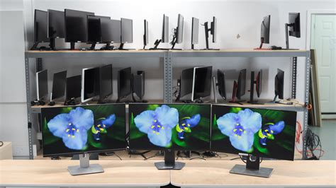 Monitor Reviews .